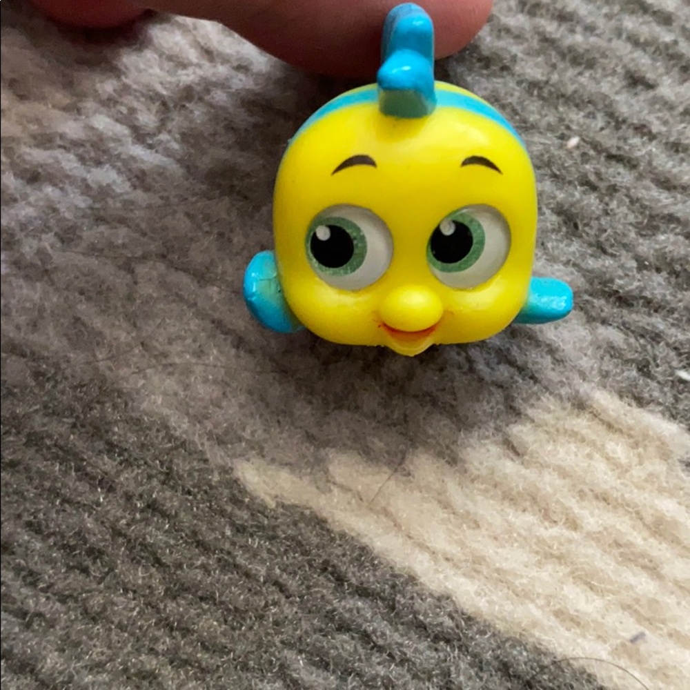 Disney Doorables Series 4 Flounder